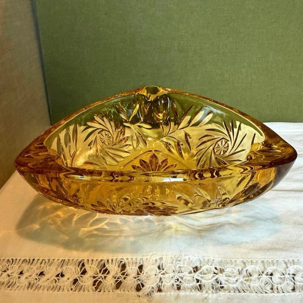 Vintage Amber Pressed Glass Dish • Mid‑Century • 6.5” • Floral Pattern